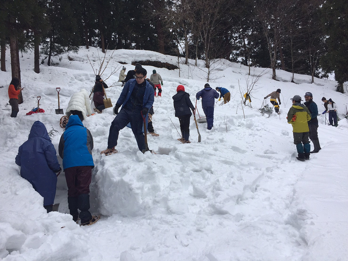 在白雪皚皚的雪地天候創作和製作，是一大挑戰。 圖：林舜龍提供