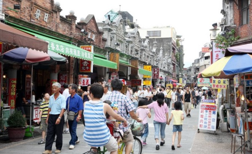 台3線上的大溪，是今年桃園客庄聚落主題遊學新拓增的路線，呈現客家產業、人文及生態主題特色。。 圖：翻攝自交通部觀光局網站