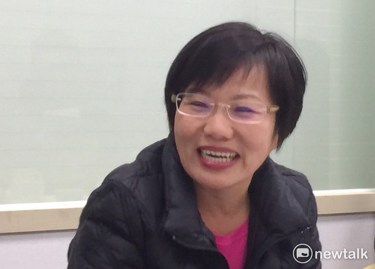 劉世芳說，她的支持都接受她去選市長，因為過去她參選左楠區立委時所開的支票，上任不到2年幾乎全部兌現，例如眷村改造、爭取新台17線，讓楠梓中油五輕廠關廠等，這些大政見都已經完成，她也會想辦法在初選過程中，說服左楠區的選民。 圖：羅碧霞/攝