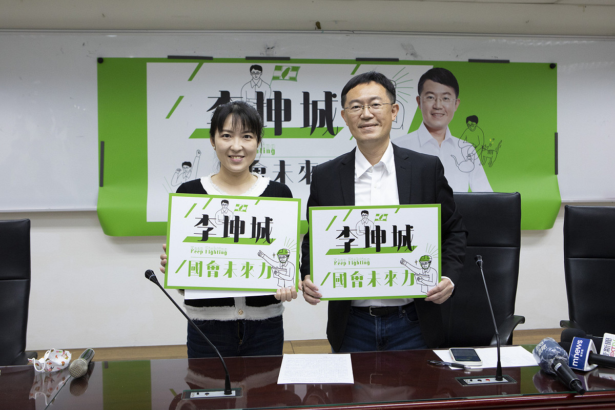林佳龍競辦發言人李坤城（右）。 圖﹕李坤城提供