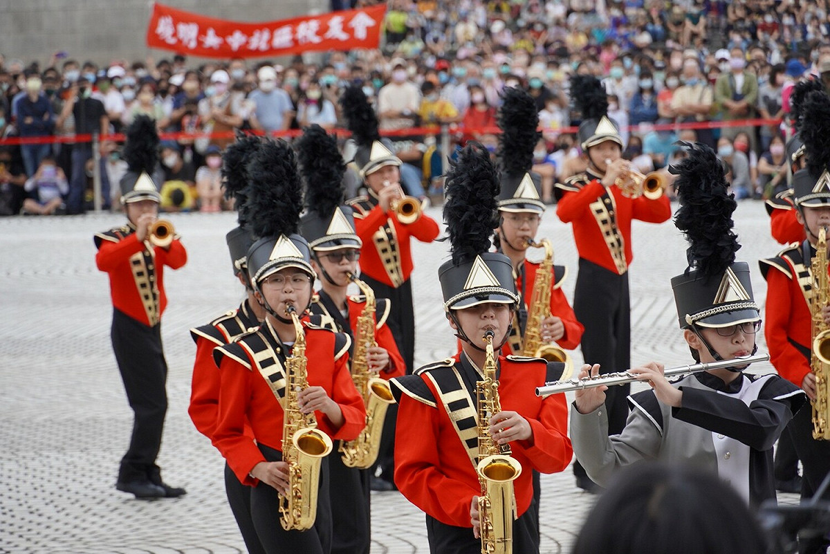曉明女中樂儀隊。 圖：取自中華文化總會