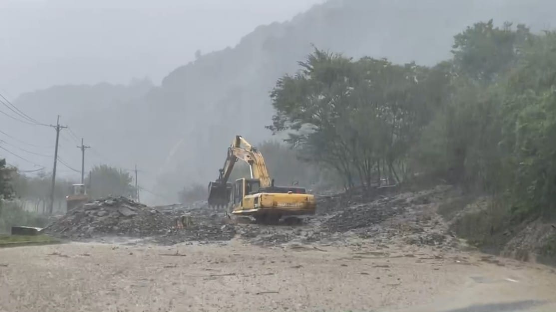 台7線86.5K坍方，公路總局正積極搶修。 圖:公路總局/提供（資料照）