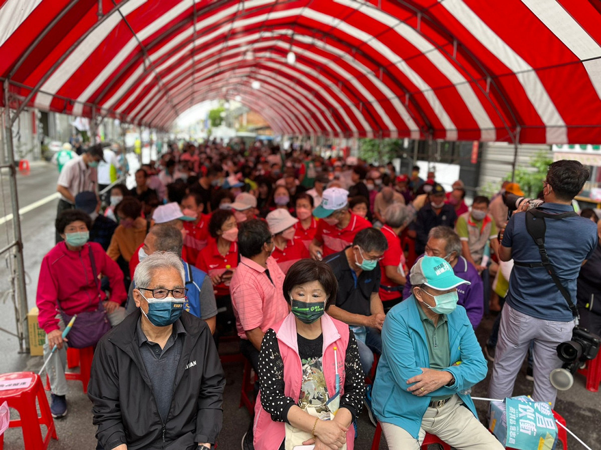 蔡其昌、施志昌溪北聯合競總成立，500多位鄉親到場力挺。 施志昌競選總部/提供