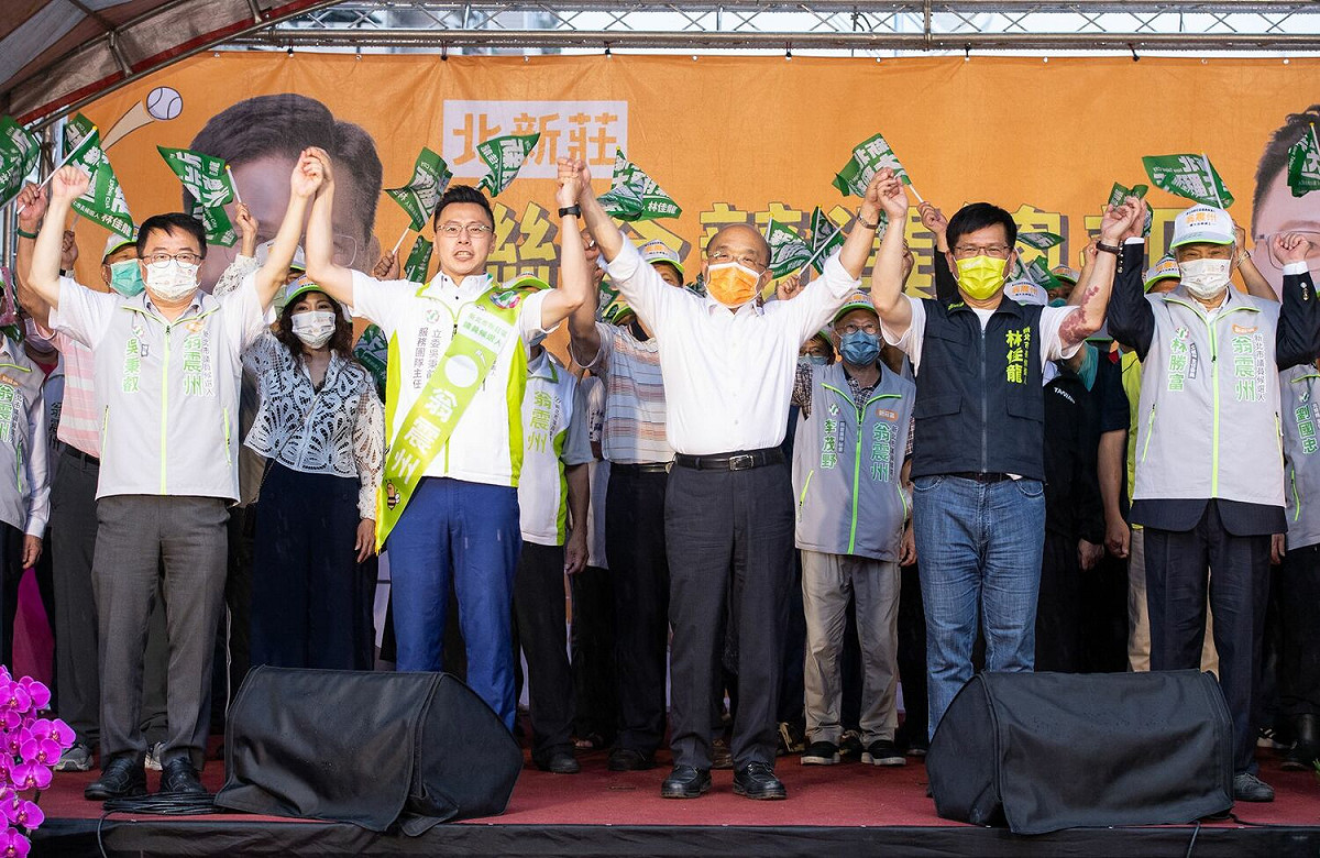 蘇貞昌上午出席林佳龍與新莊區市議員候選人翁震州聯合競選總部成立大會。 圖：林佳龍競辦提供