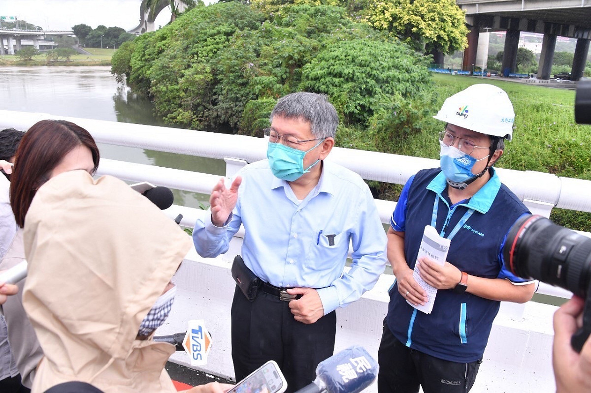 柯文哲表示，政府要盡到通知責任，至於要不要移車，民眾還是要自己負責。 圖：台北市政府提供（資料照）