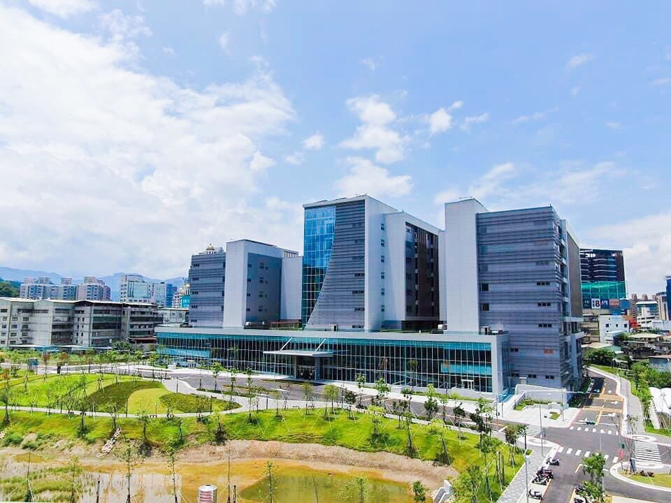 此次招標放寬投標人資格，除公司行號外，財團法人、社團法人亦可參與投標承租，持續鎖定「智慧城市」相關領域，歡迎踴躍投標。 圖：新北市經發局提供
