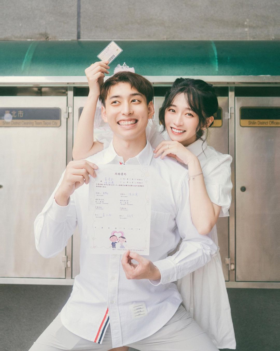 語謙和男友登記結婚。 圖：翻攝自IG/cyc.85