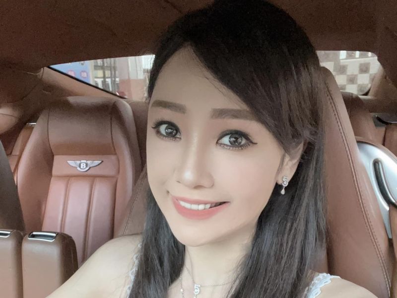 越南籍藝人海倫清桃夫妻，被控吸金詐騙，捲走投資人上億元。 圖／翻攝海倫清桃臉書