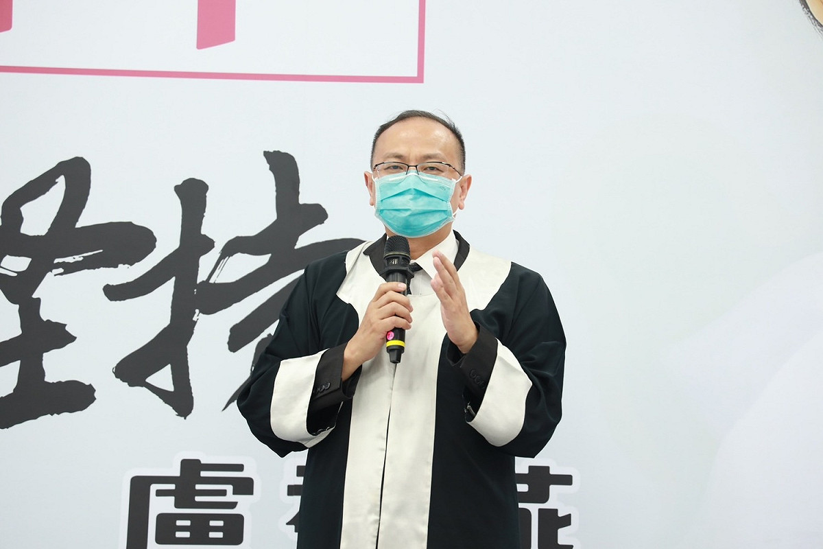 後援會團長何志揚自爆曾為民進黨助選。 盧秀燕競選總部/提供