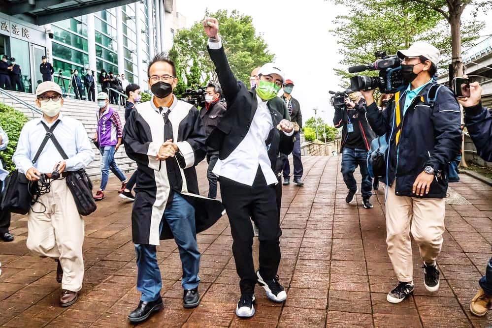藝人謝和弦今宣布加入北市長候選人蘇煥智競選團隊。 圖：翻攝自謝和弦FB