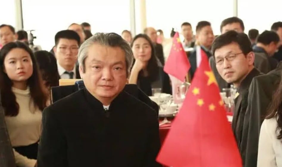 中國駐曼徹斯特總領事鄭曦原承認對和平抗議的在英港人施暴。 圖：翻攝微博