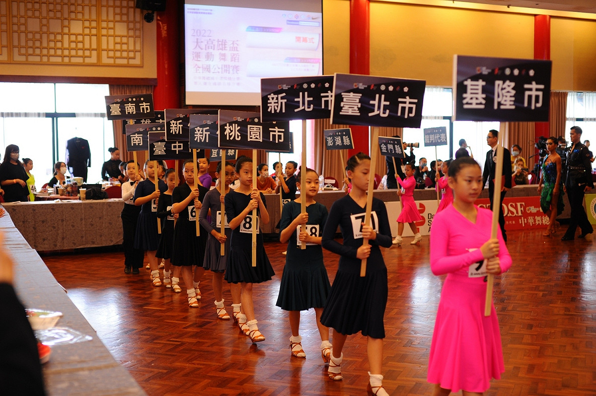 開幕典禮選手進場。 圖：孫家銘攝