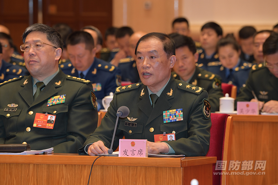 新一屆中央軍委副主席、陸軍上將何衛東，曾任東部戰區司令，是今年8月圍台軍演的策畫者。 圖：翻攝自中國國防部網站（資料照）