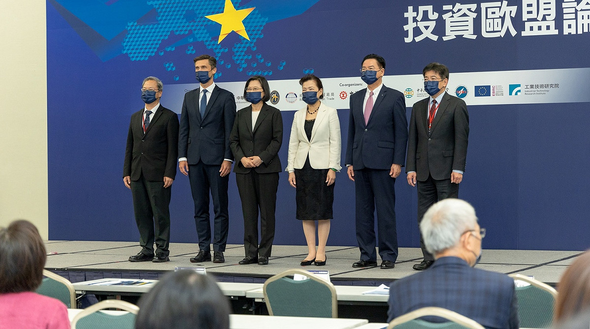 總統蔡英文25日出席第三屆投資歐盟論壇 圖：林朝億/攝