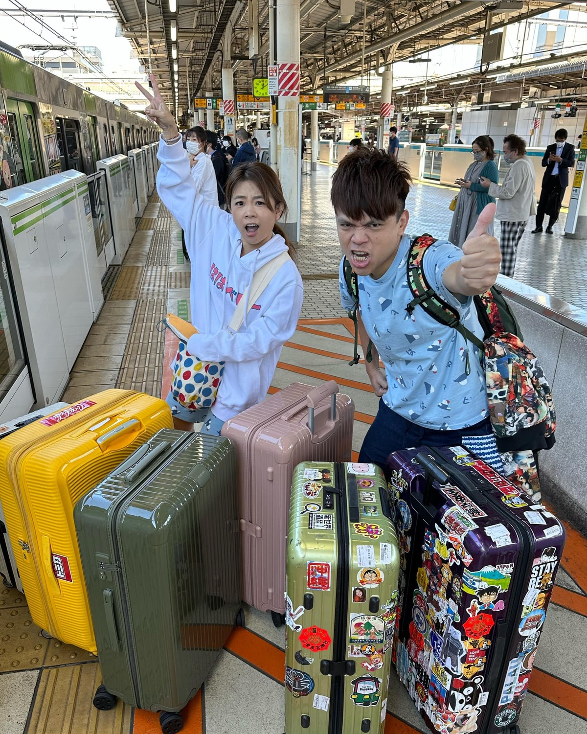 蔡阿嘎與老婆二伯近日前往日本展開48小時快閃行程。 圖：翻攝自臉書/蔡阿嘎