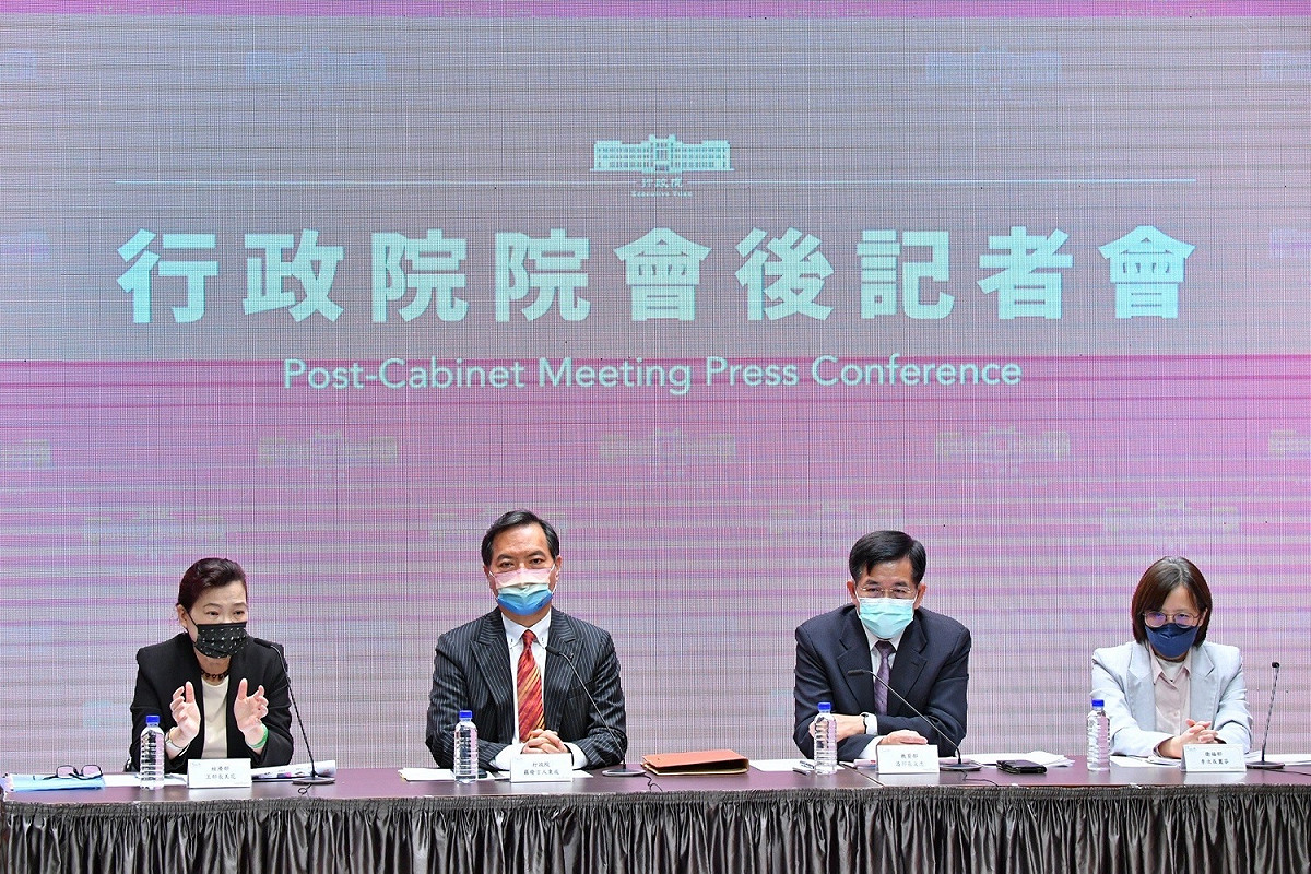 行政院今（27）天舉行院會後記者會。 圖：行政院提供