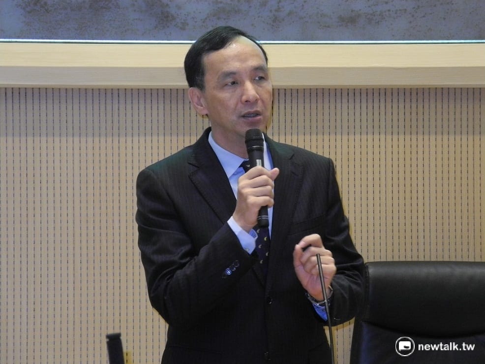 圖說：新北市長朱立倫30日參加消防局活動，並回應民進黨擬徵召賴清德選新北市長，提醒「任何同仁勿受干擾」。 圖：新頭殼資料照片。