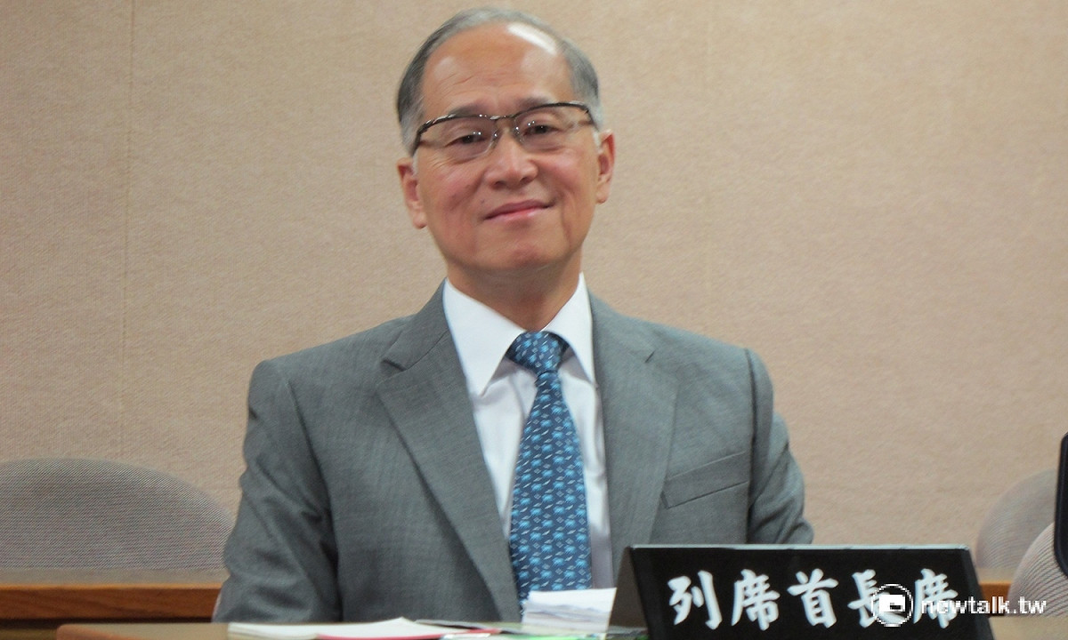 外交部長李大維以16個字「不容樂觀，絕不悲觀，積極爭取，全力以赴」，形容今年參與WHA的情形。 圖：林朝億/攝