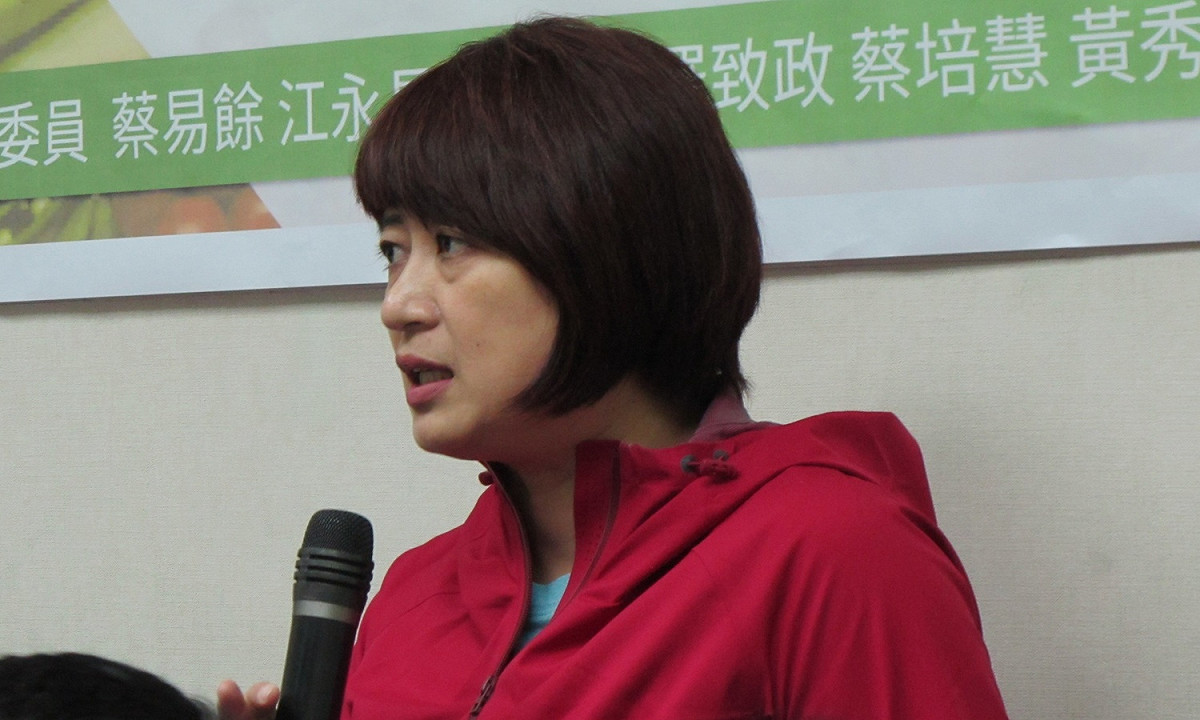 對於官員文不對題回答，立委蔡培慧一度動怒批評。 圖：林朝億/攝