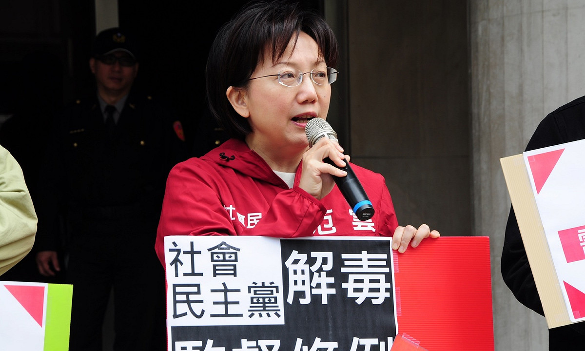 社民黨召集人范雲24日質疑，法務部長邱太三在憲法法庭發表歧視同志合理的主張，代表蔡總統的意見嗎？ 圖：社民黨提供