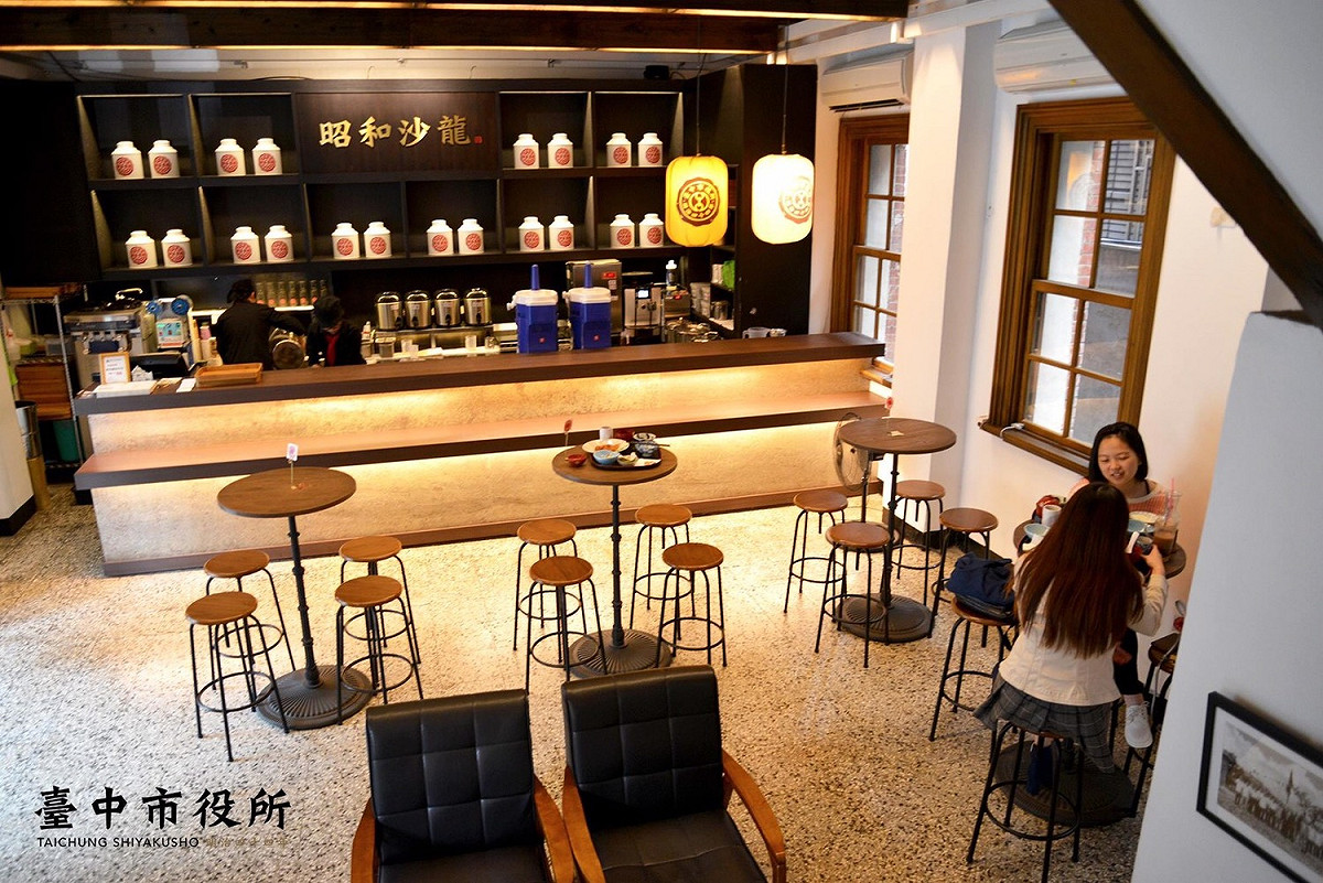 市役所以豐富的歷史文化及建築背景，發展成融合古今特色的嶄新空間。 圖：翻攝自台中市役所臉書