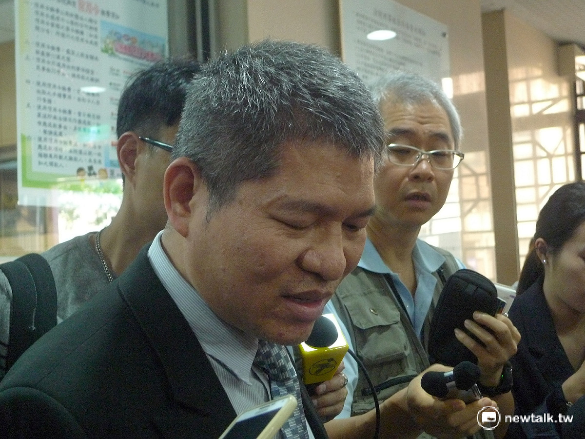 柯建銘辯護律師曾勁元表示對判決結果無法接受，將提出上訴。 圖：汪少凡/攝