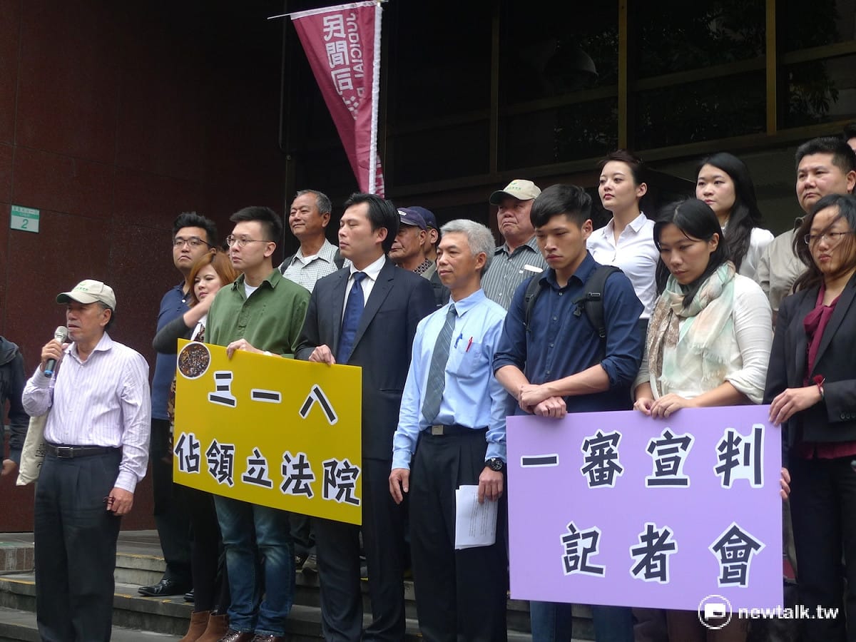 同樣被列為318學運被告的自由台灣黨創黨黨主席蔡丁貴，在地院判決22名被告全部無罪後表示，很高興流亡政府的司法機關終於聽見了民意。 圖：汪少凡／攝