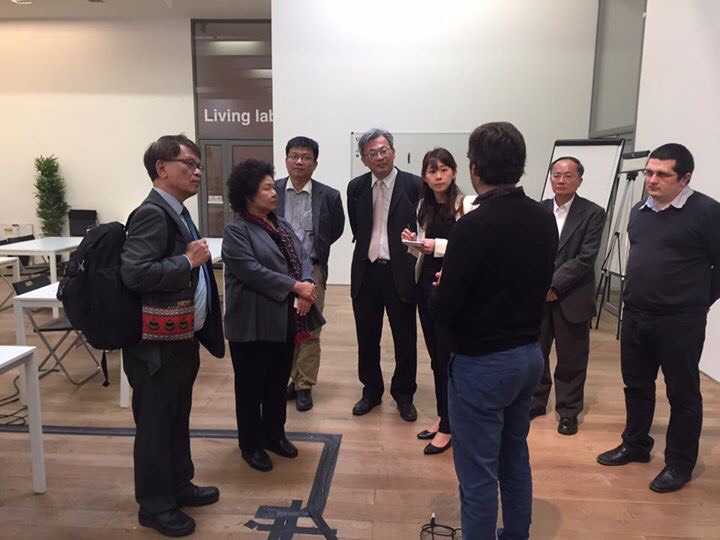 陳菊此行也前往巴黎著名的新創育成中心「Usine IO」，了解法國協助創業者所建構的培育平台，期望媒合高雄創客團隊達成國際合作的目標。 圖：翻攝自陳菊臉書
