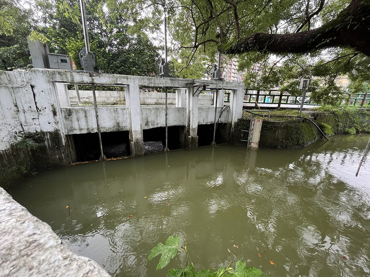 汐止金龍湖箱涵入水口。 圖：新北市水利局提供