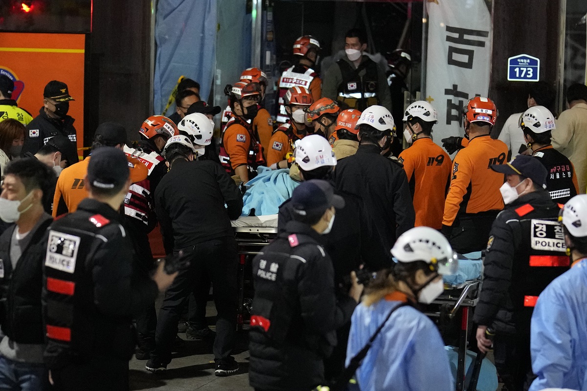 梨泰院推擠踩踏意外造成156人死。 圖：達志影像 / 美聯社