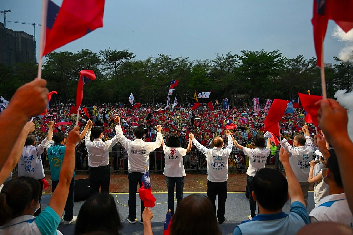 國民黨展現大團結。 圖：柯志恩競辦提供