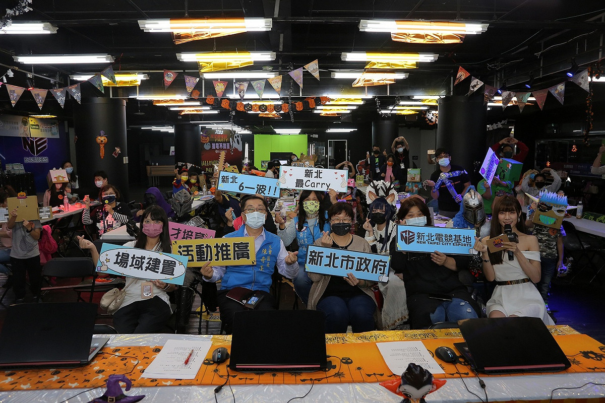 現場與會貴賓合影。 圖：新北市經發局提供