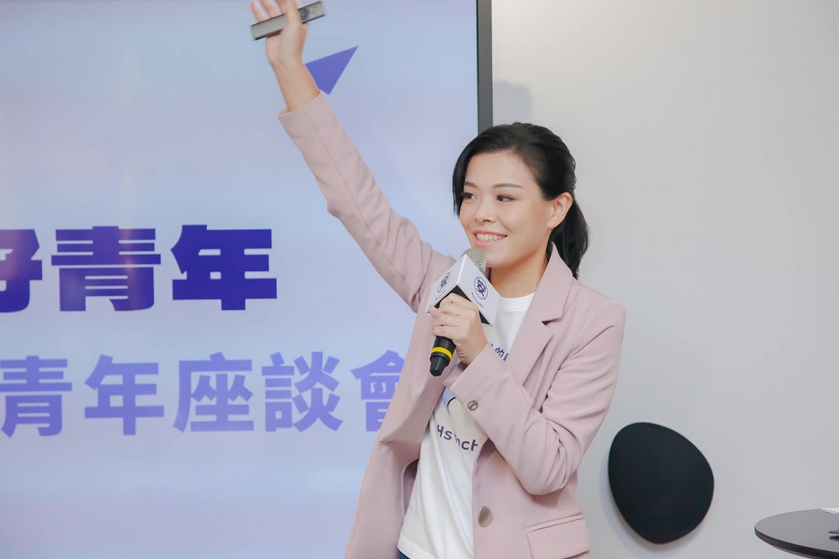 高虹安30日到彰化輔選，不料卻脫口說「遠離是非多的新竹」，網友大酸「其實可以永遠遠離的，別客氣呀！」 圖：取自高虹安臉書（資料照）