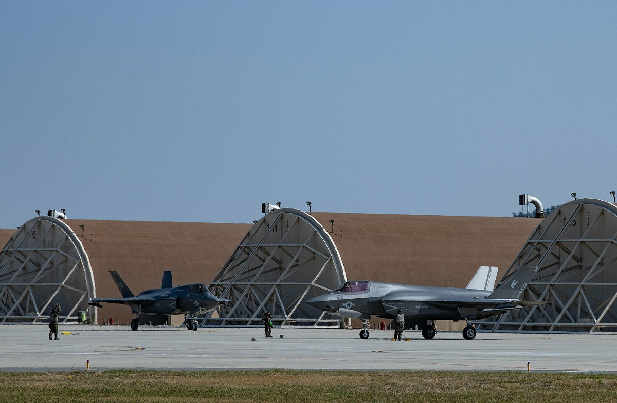 美軍 F-35 Lightning II 降落韓國群山空軍基地。 圖：翻攝自美軍海軍陸戰隊推特