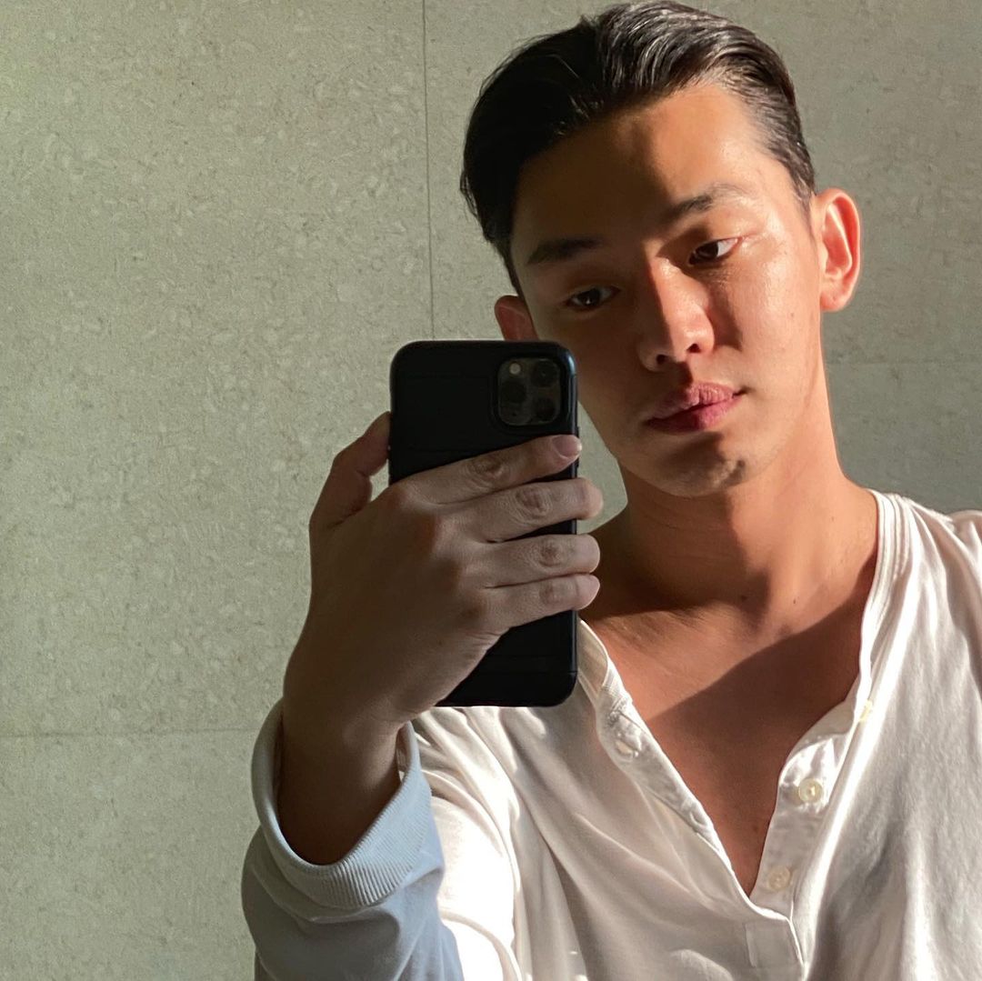 劉亞仁被指29日在梨泰院出現，才導致人群聚集。 圖：翻攝自IG/hongsick