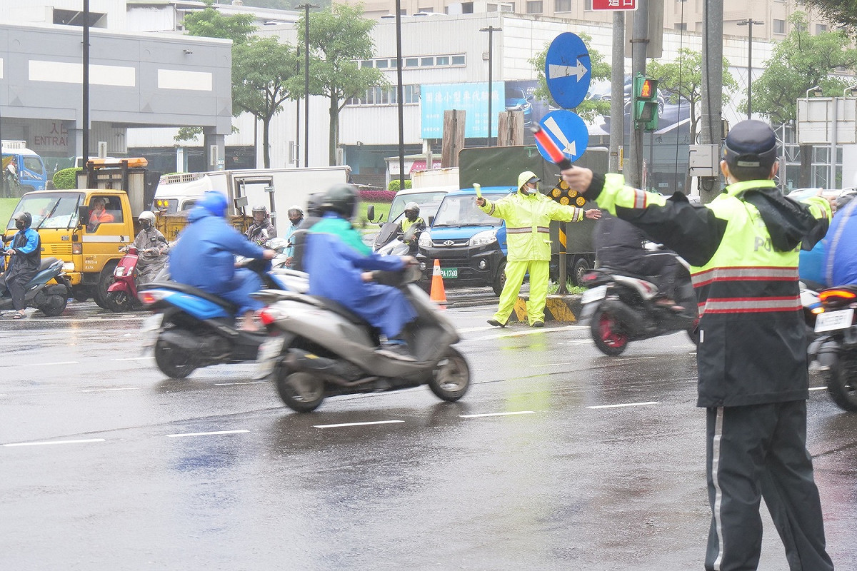 請配合改道或提早出門避塞車。 圖：新北市交通局/提供