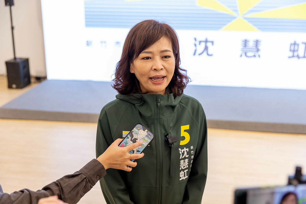 沈慧虹今（4）日表示，高虹安拿不出直接證據，轉而模糊焦點、稱政治操作，無法得到市民認同，奉勸高虹安不要再掩耳盜鈴、自欺欺人。 圖：沈慧虹競辦提供