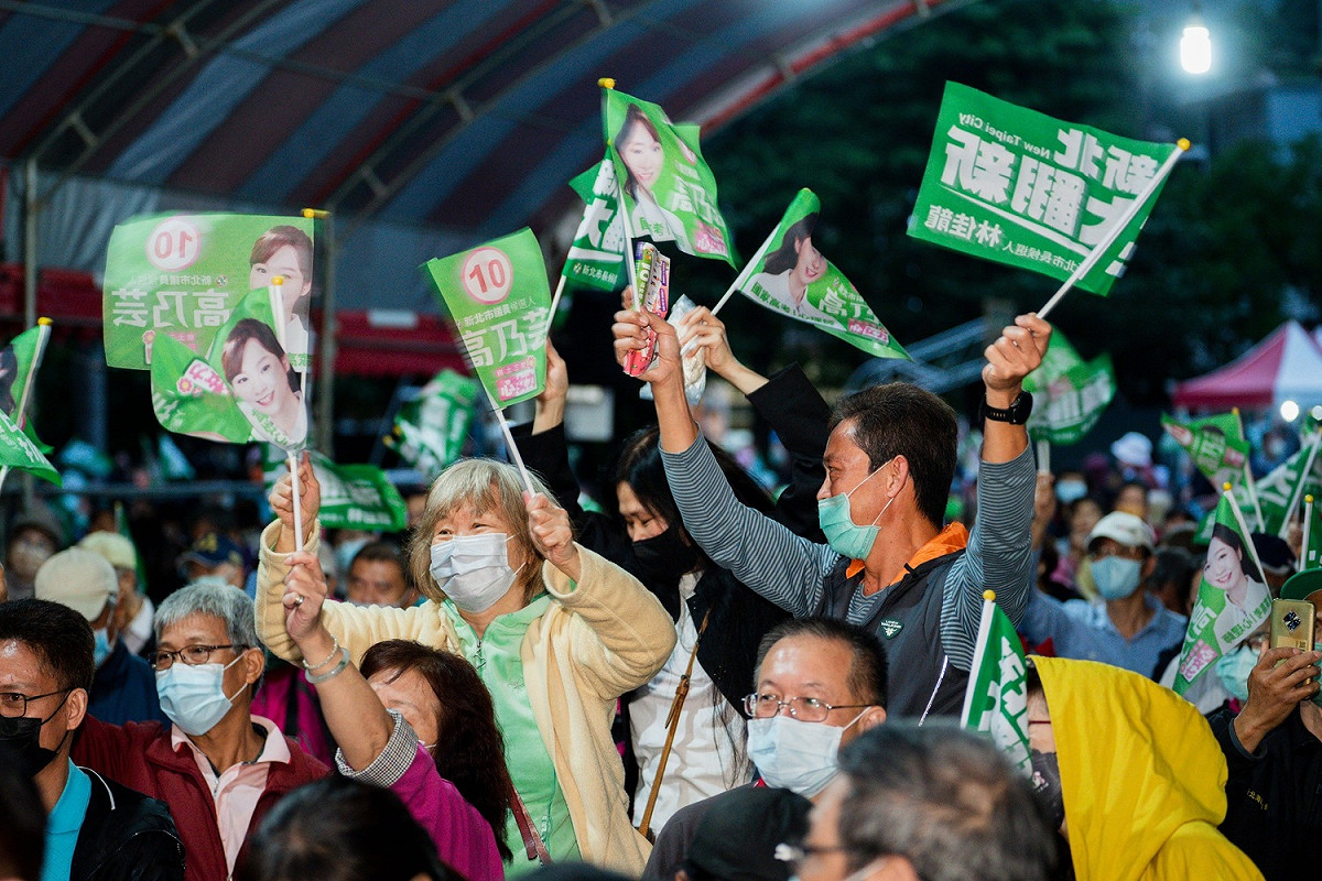 高乃芸成立競總，場面盛大。 圖：林佳龍競辦提供