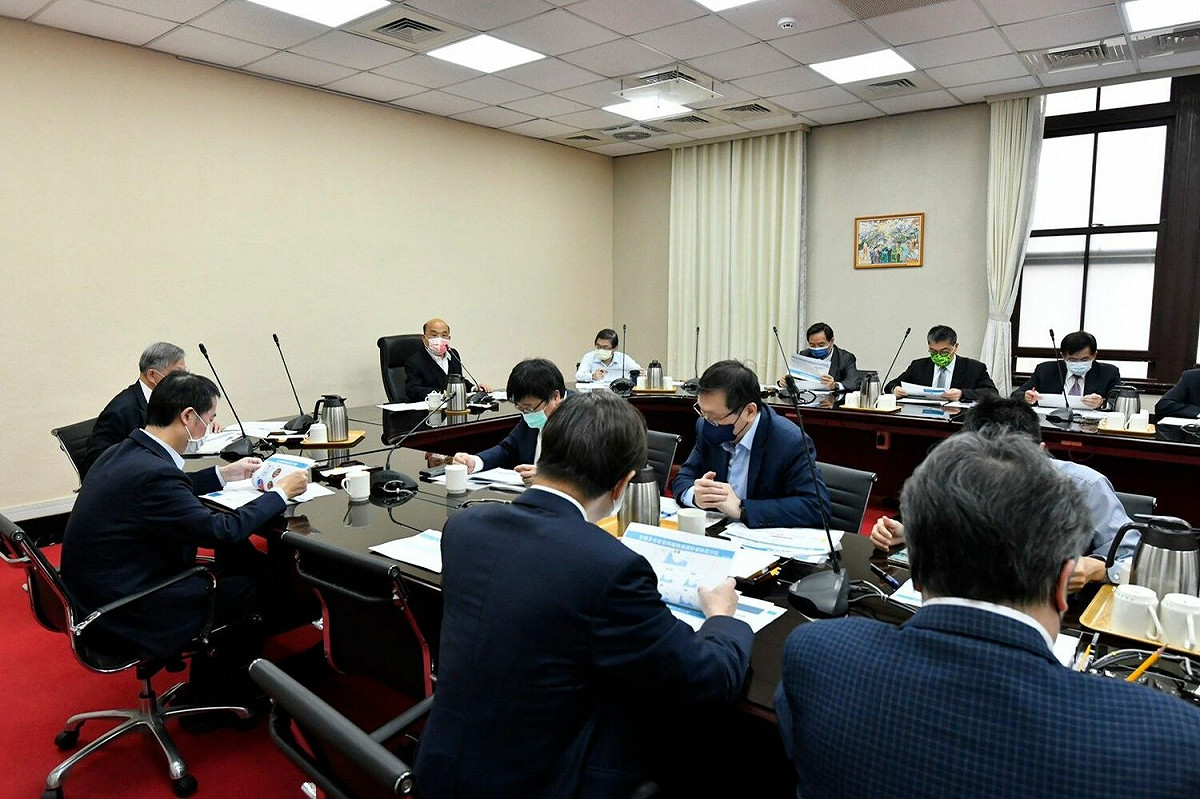 行政院長蘇貞昌今（7）日上午召開擴大防疫會議。 圖：行政院提供