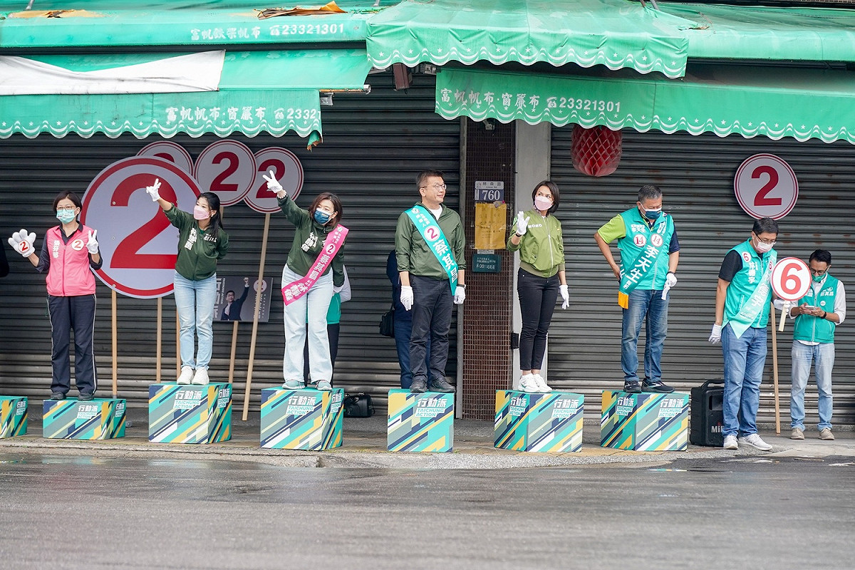 蔡其昌競選團隊全面開站前往霧峰區。 蔡其昌競選總部/提供