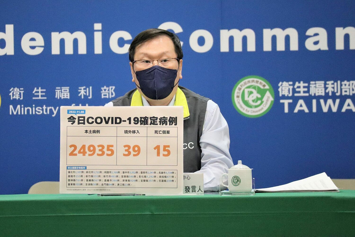 中央流行疫情指揮中心發言人莊人祥。 圖：中央流行疫情指揮中心/提供