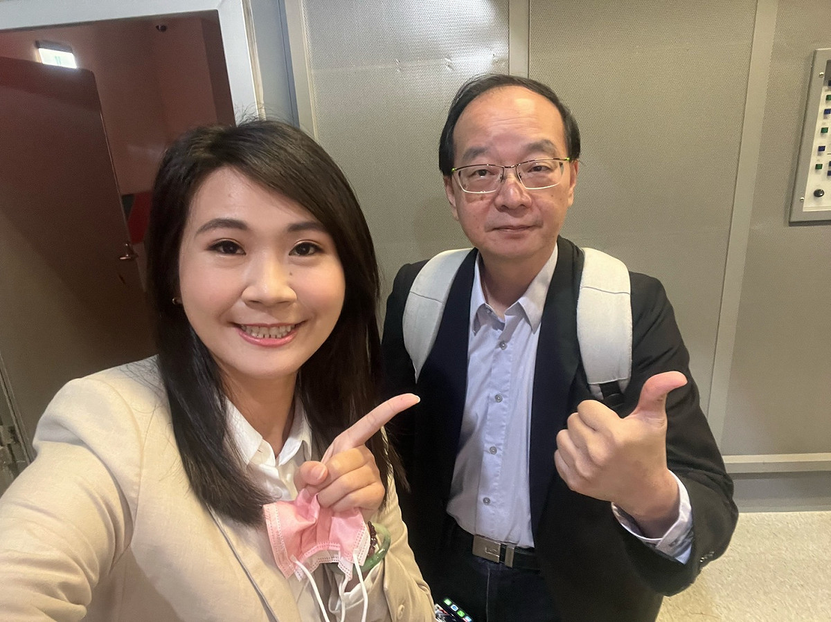 李雨蓁(左)與王瑞德合照， 圖：李雨蓁提供
