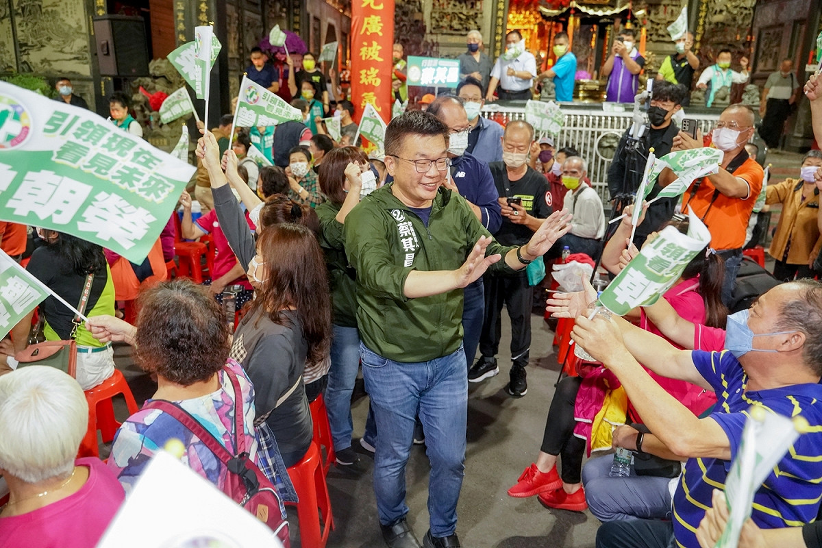 蔡其昌進場時受到熱烈歡迎。 蔡其昌競選總部/提供