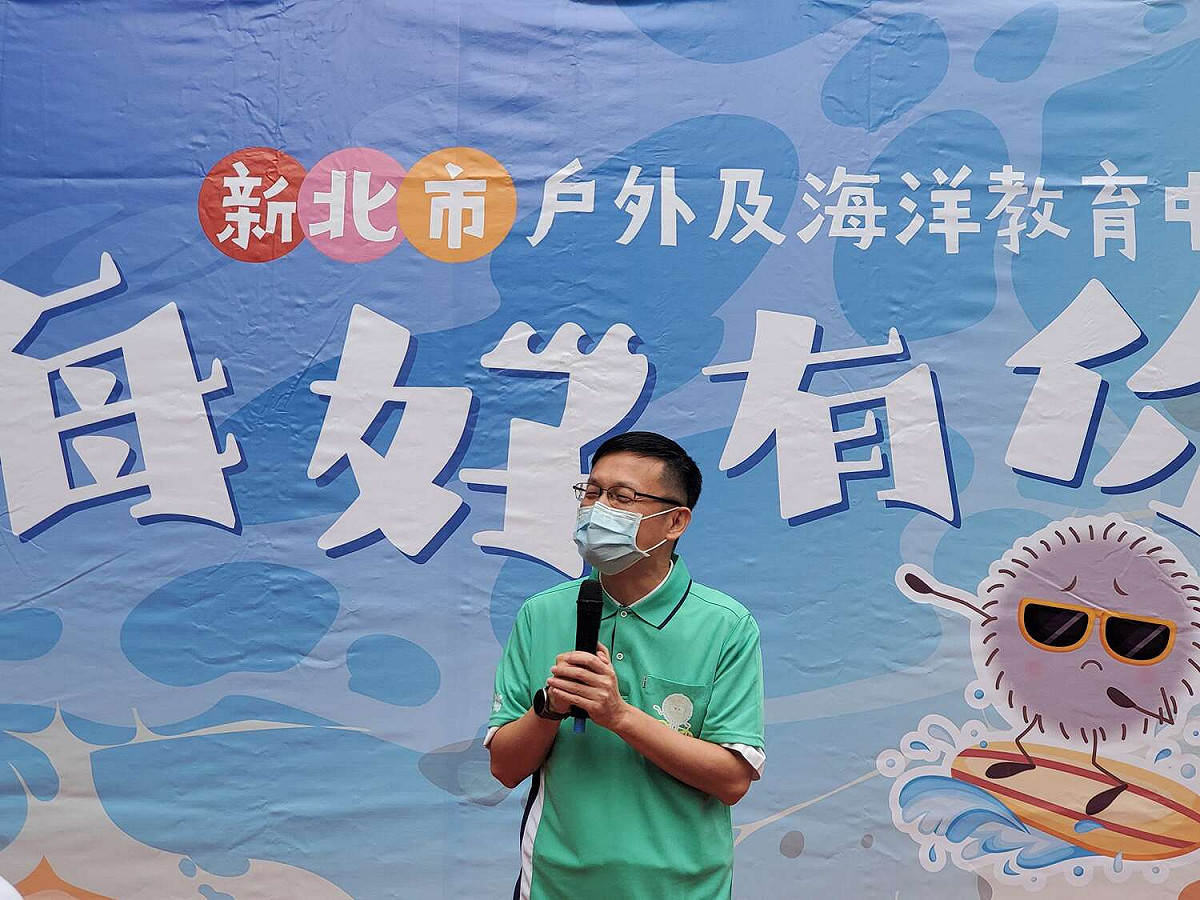 教育局長張明文表示，期望每位學生都能內化學習知識，成為未來貢獻社會的力量。 圖：新北市教育局提供