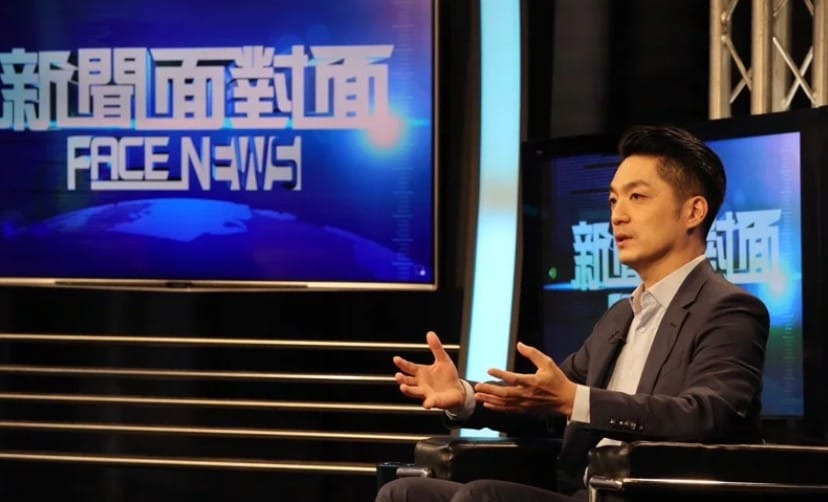 蔣萬安接受電視節目「新聞面對面」專訪。 圖：蔣萬安競辦提供
