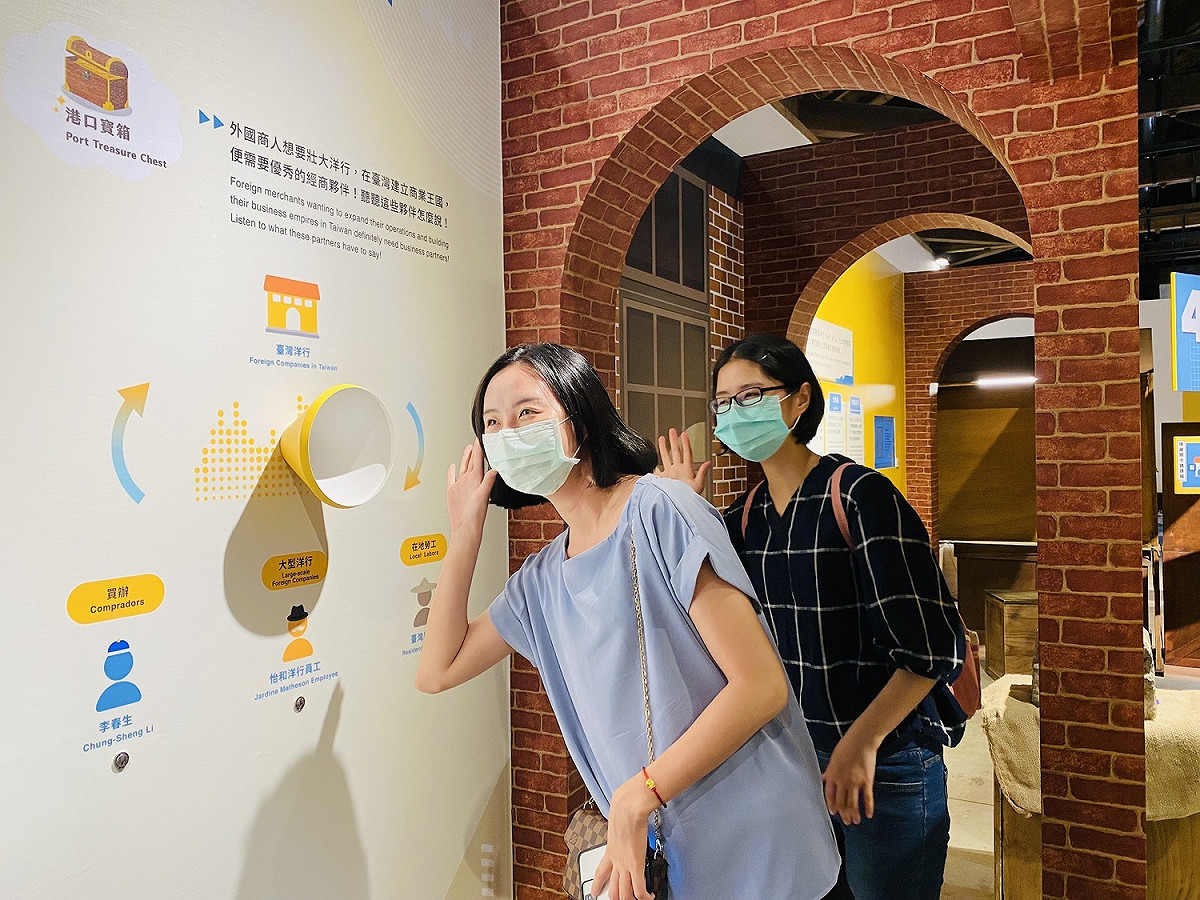 淡水古蹟博物館Podcast「淡博名利」最新一季大玩穿越哏，讓大家「聲」歷其境淡水開港設關盛事。 圖：淡水古蹟博物館提供