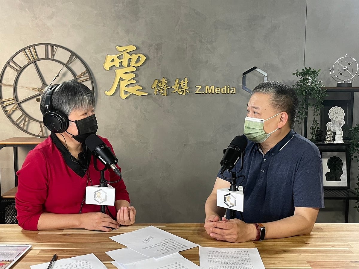 前親民黨文宣部副主任吳崑玉今（10）日接受網路節目專訪。 圖：《震傳媒》提供