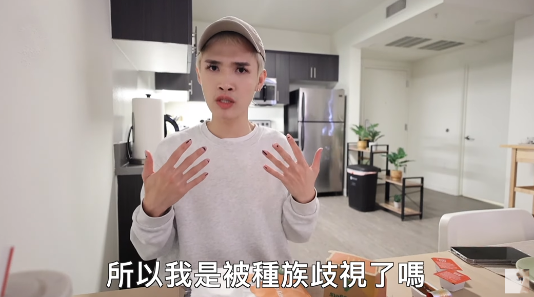 鍾明軒坦言當下出現疑問後，就上前去詢問，不解為何該舉動會被誤解。 圖：翻攝自YT/鍾明軒