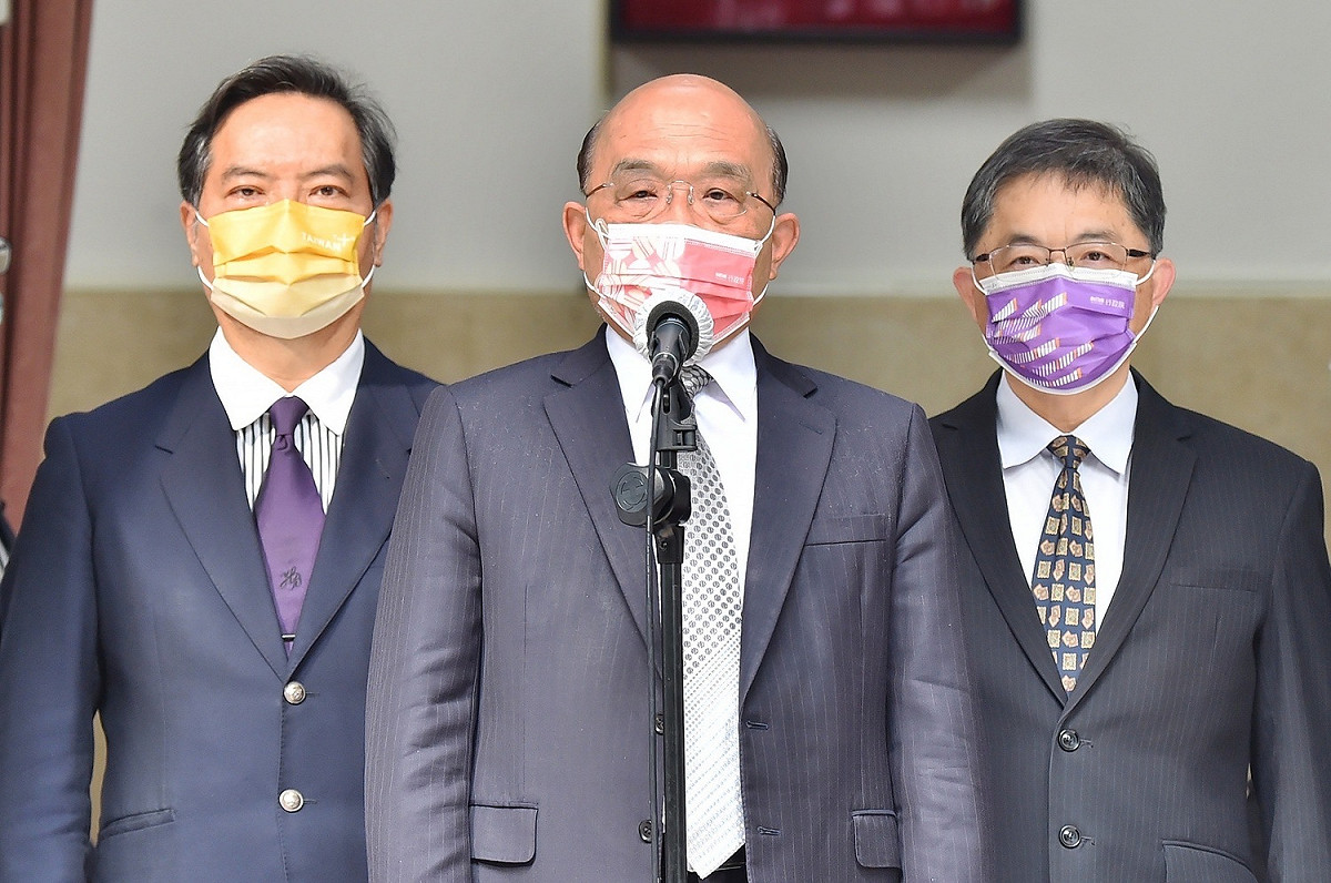行政院長蘇貞昌今（11）日赴立院院會備詢前受訪。 圖：行政院提供