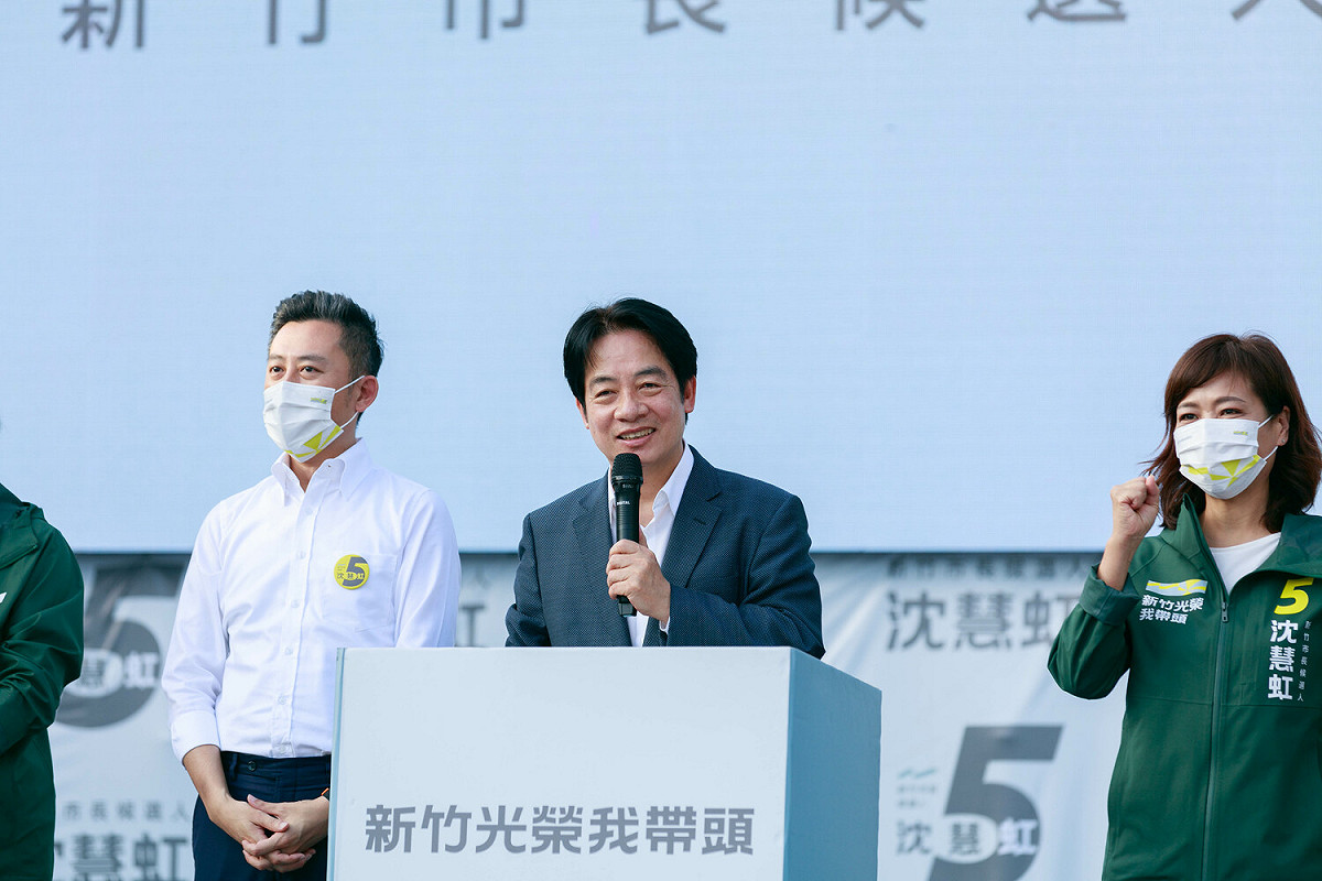 賴清德強調，「竹科X計畫」是新竹市作為台灣科技首都進一步發展的關鍵，還有牽涉竹縣市合作的竹科寶山二期計畫，要處理各種不同問題，這些都需要行政經驗，因此向大家懇託，新竹市光榮讓沈慧虹帶頭。 圖：沈慧虹競辦提供